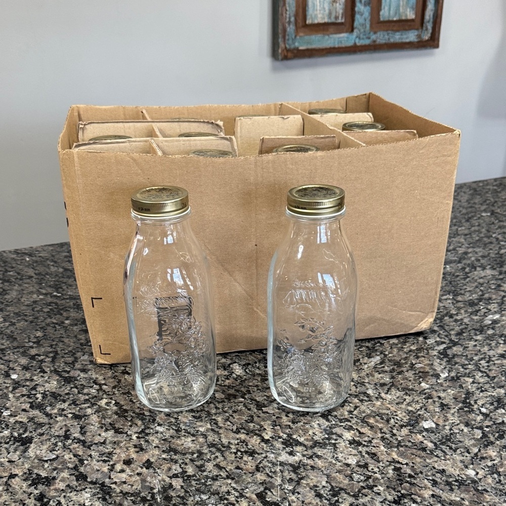 Bormioli Rocco Quattro Stagioni Glass Milk Bottles with Gold Lids NEW case